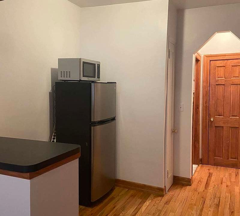 1st image of 213 W 18th St #3B