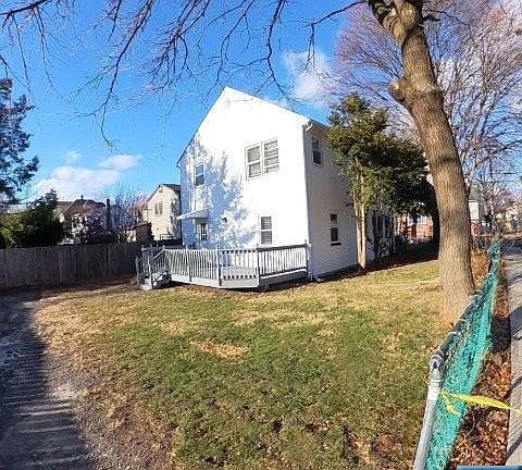 2nd image of 71 Gordon St