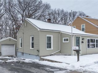 190 Aylsworth Ave, Woonsocket, RI 02895