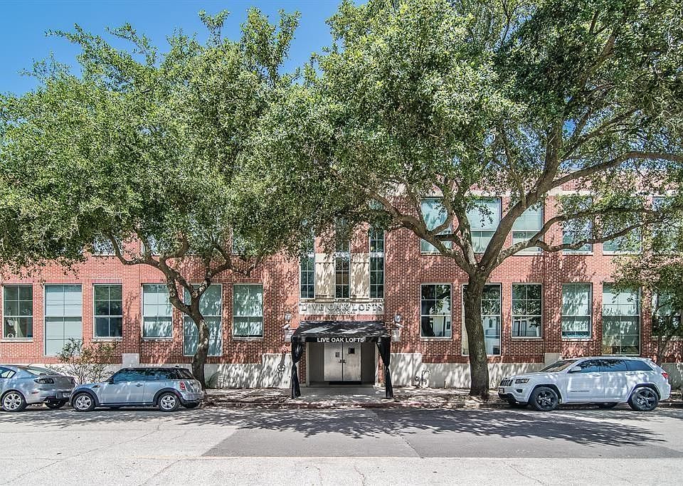 1st image of 1312 Live Oak St APT 205