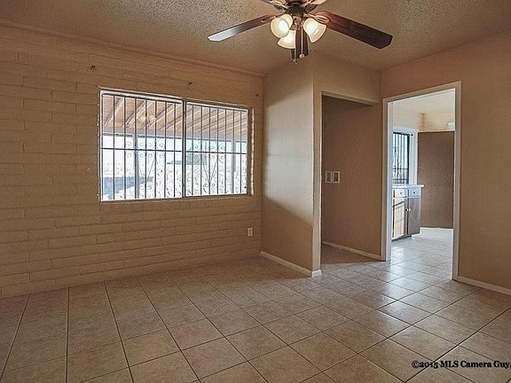 3rd image of 7736 Adobe Dr