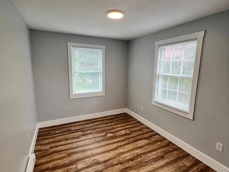 1103 Berry St — Photo 8
