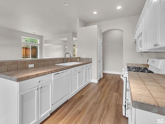 3rd image of 7467 Europa Dr