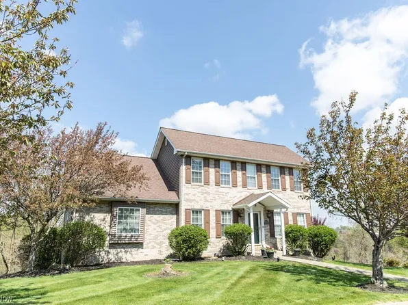 118 Pinecrest Dr, Saint Clairsville, OH 43950