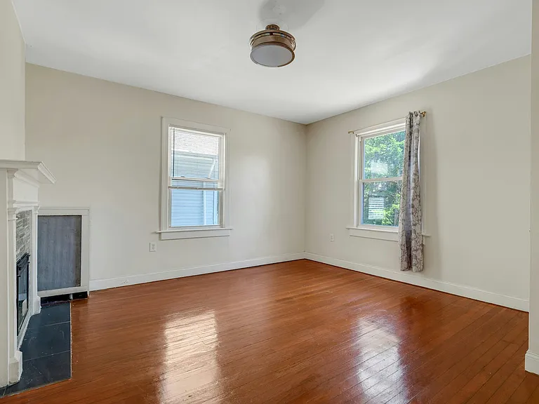 127 S Burnett St #1 — Photo 17