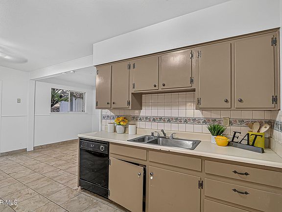 5th image of 10053 Imperial St