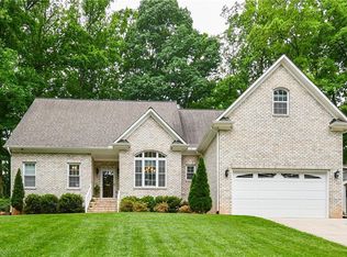 2107 Churchill Dr, Greensboro, NC 27410
