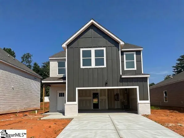 200 Juniper Valley Cir, Piedmont, SC 29673