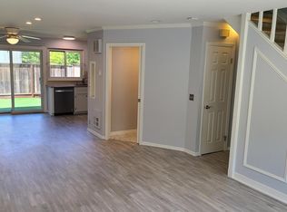 16 Aries Ln, Novato, CA 94947