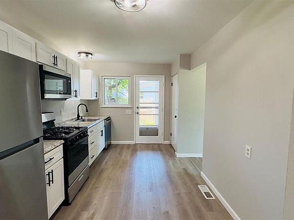 4th image of 2380 Palomino Ln