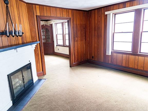 3rd image of 16 Avalon Rd
