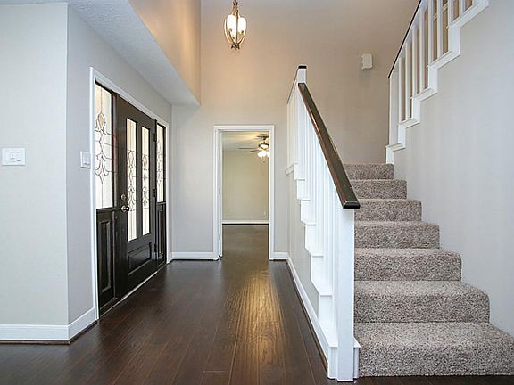 5th image of 14631 Carols Way Dr