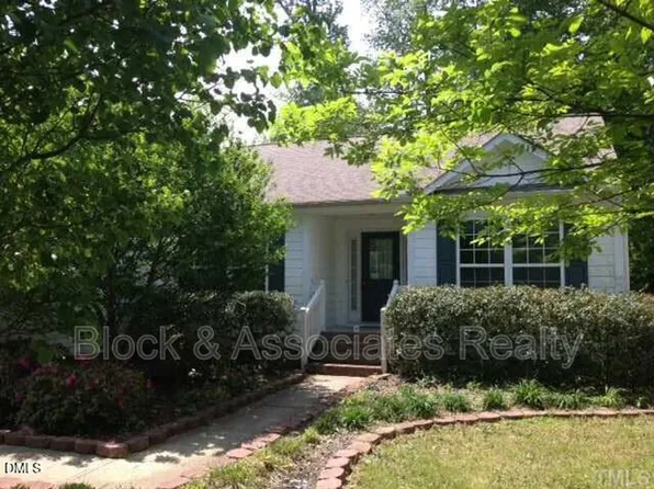 210 Brierridge Dr, Apex, NC 27502