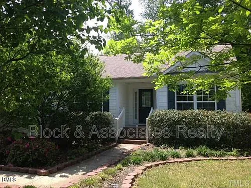 210 Brierridge Dr Photo 1