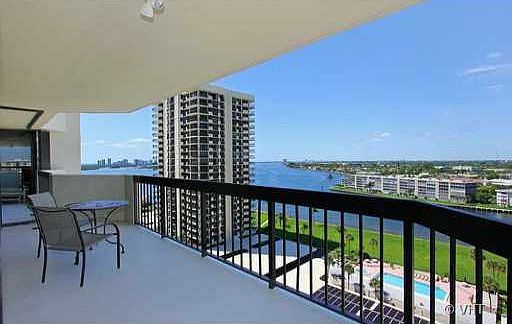 5th image of 108 Lakeshore Dr APT 1438