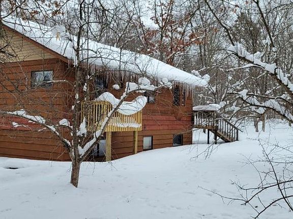 2nd image of 19319 Blue Ln E