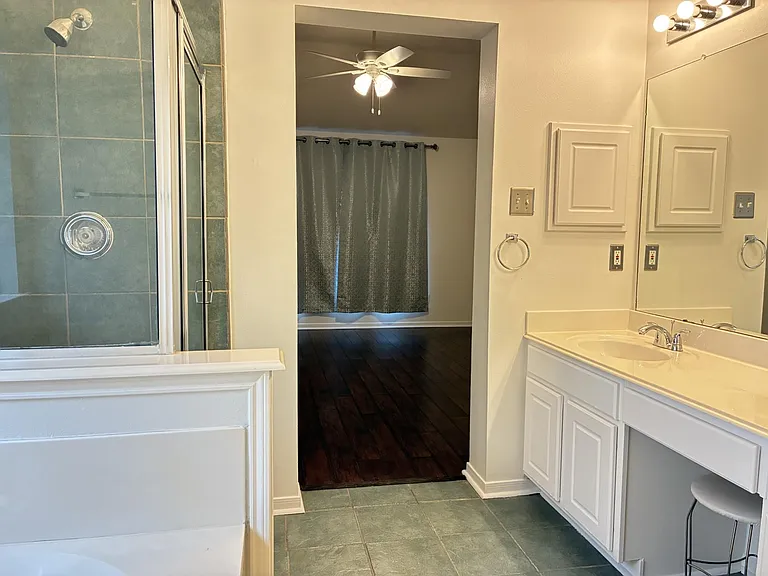 8910 Aber Trail Ct — Photo 19