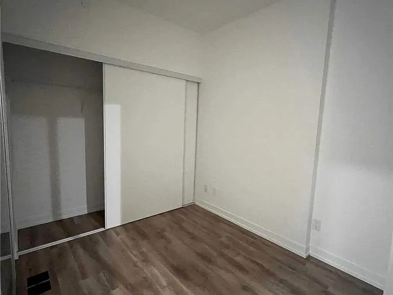 20 Edward St #2306 — Photo 9