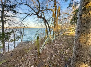 17817 180th St W, Faribault, MN 55021