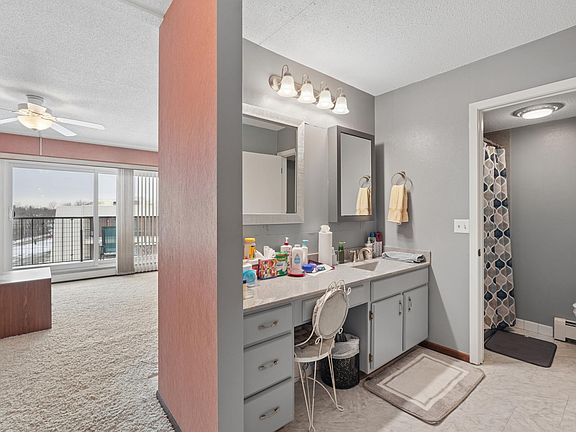 5th image of 2465 Londin Ln E APT 401