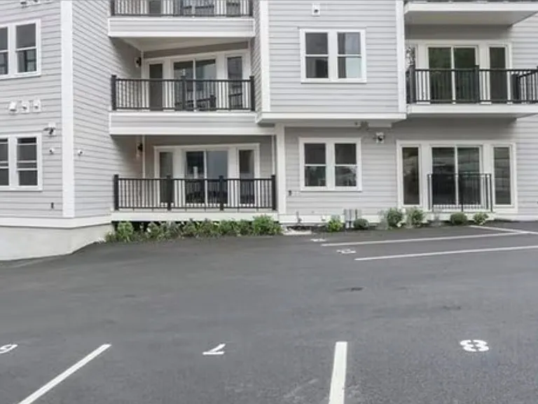 21 Glen Rd #11 — Photo 14