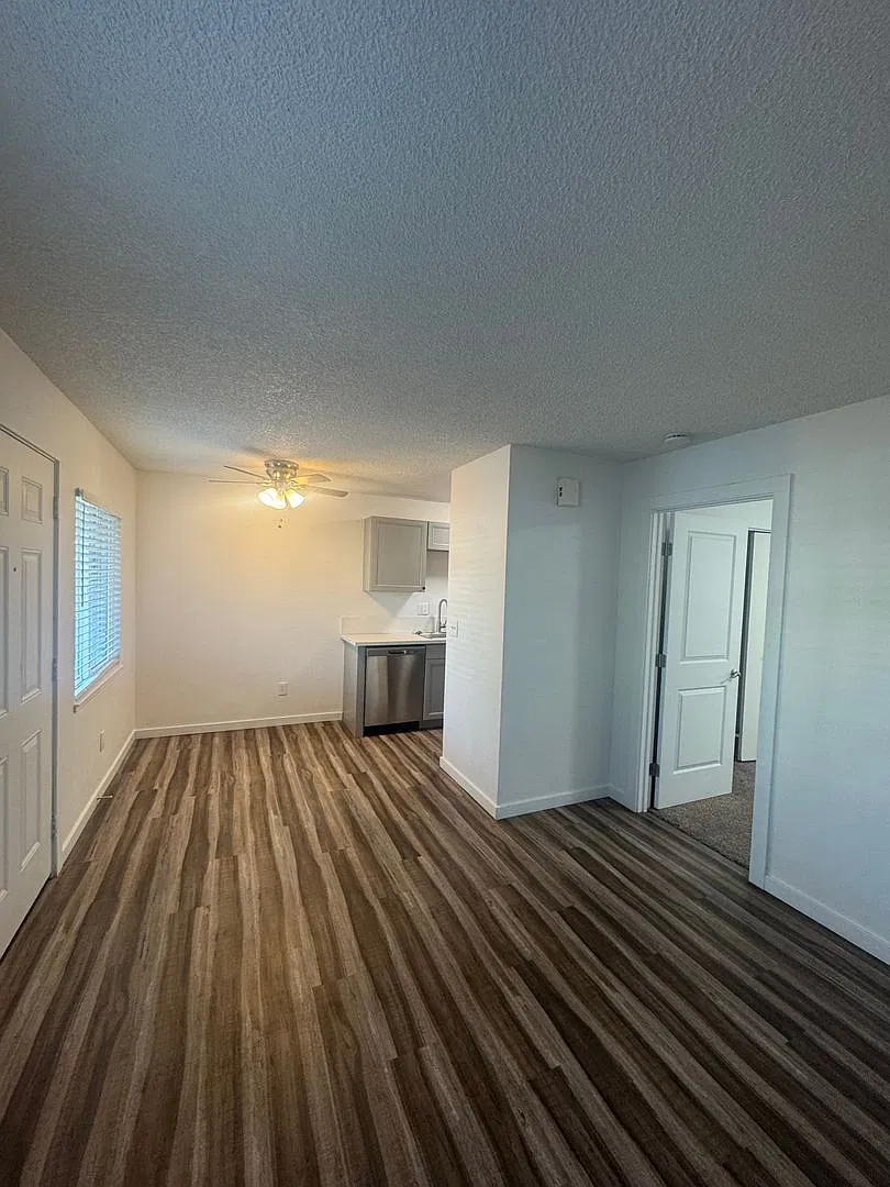 273 Boulder Creek Drive — Photo 3