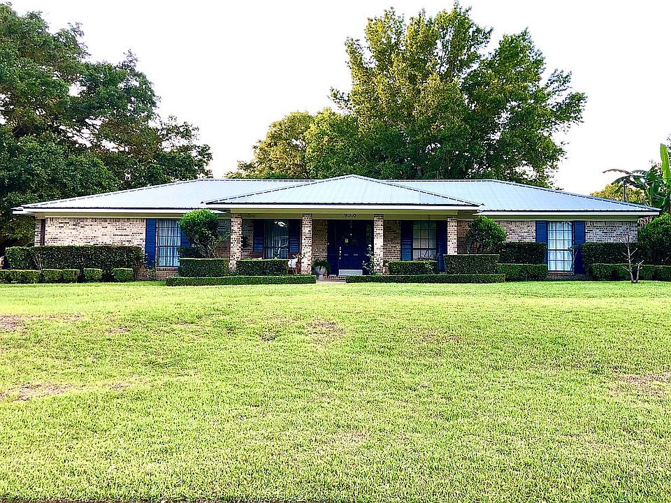 2nd image of 9318 Pecan Terrace Ct