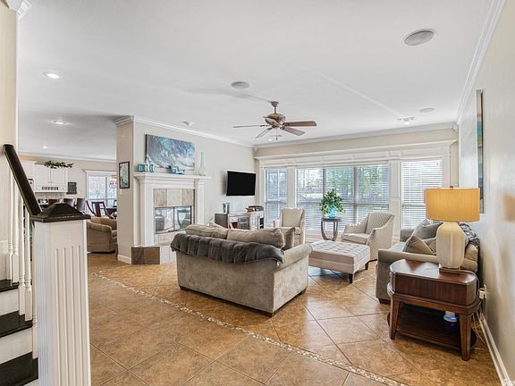 2nd image of 113 Grenoble Cir
