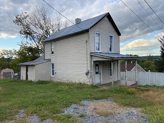 2nd image of 1205 Maple Ave