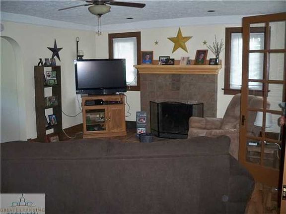 4th image of 3827 E Vermontville Hwy