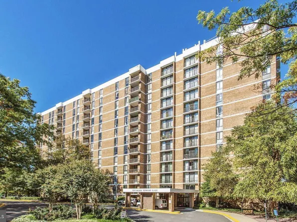 2300 Pimmit Dr APT 1017, Falls Church, VA 22043