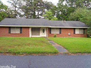 1201 Hickory St, Crossett, AR 71635