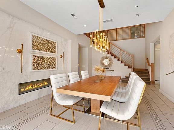 3rd image of 8314 Mariposa Ct