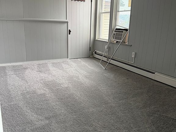 4th image of 513 W Main St #1