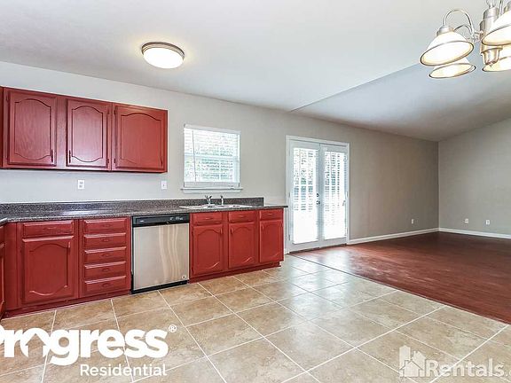5th image of 4728 Scots Briar Ln