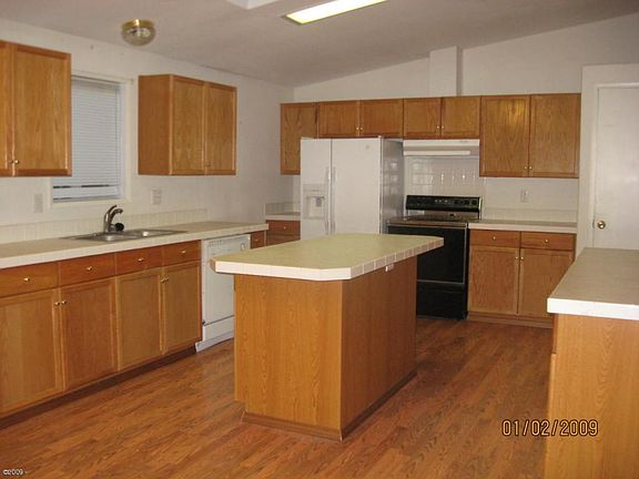 2nd image of 1735 SW Fleet Ave