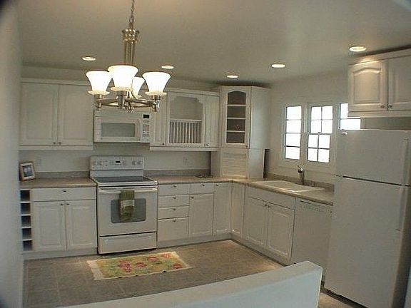 4th image of 274 Kingfish Dr