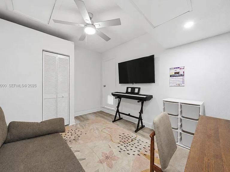 4952 SW 32nd Ave #140 — Photo 31