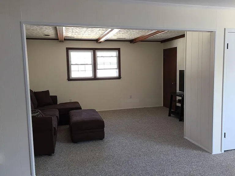 8 N Rosborough Ave #B — Photo 21