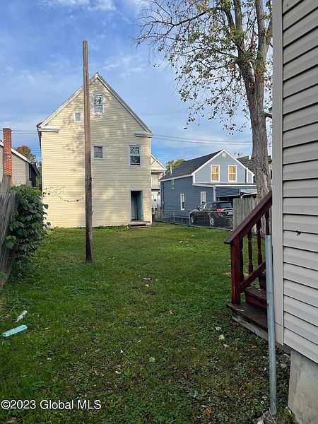 3rd image of 315 Hulett Street