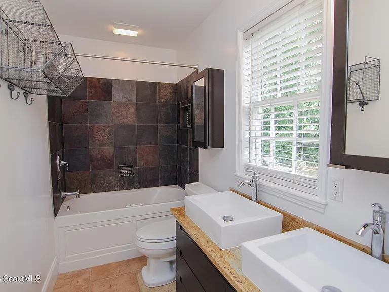 1207 Pine Ave — Photo 37