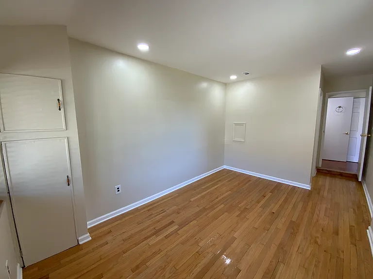 8422 Madison Pl — Photo 37