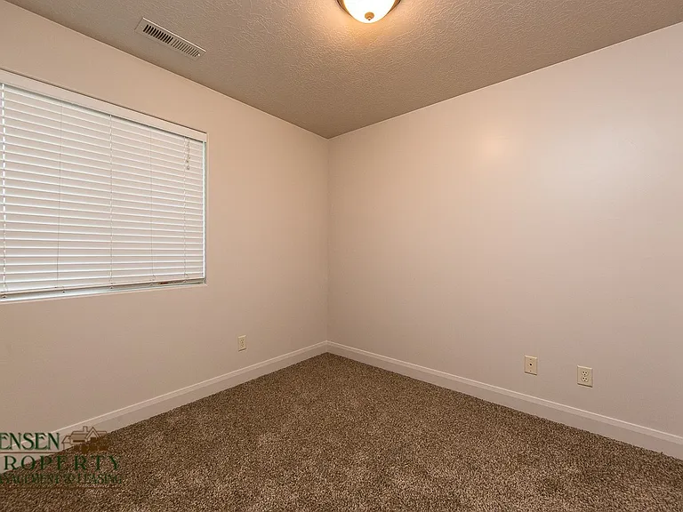 370 W Buena Vis #101 — Photo 11