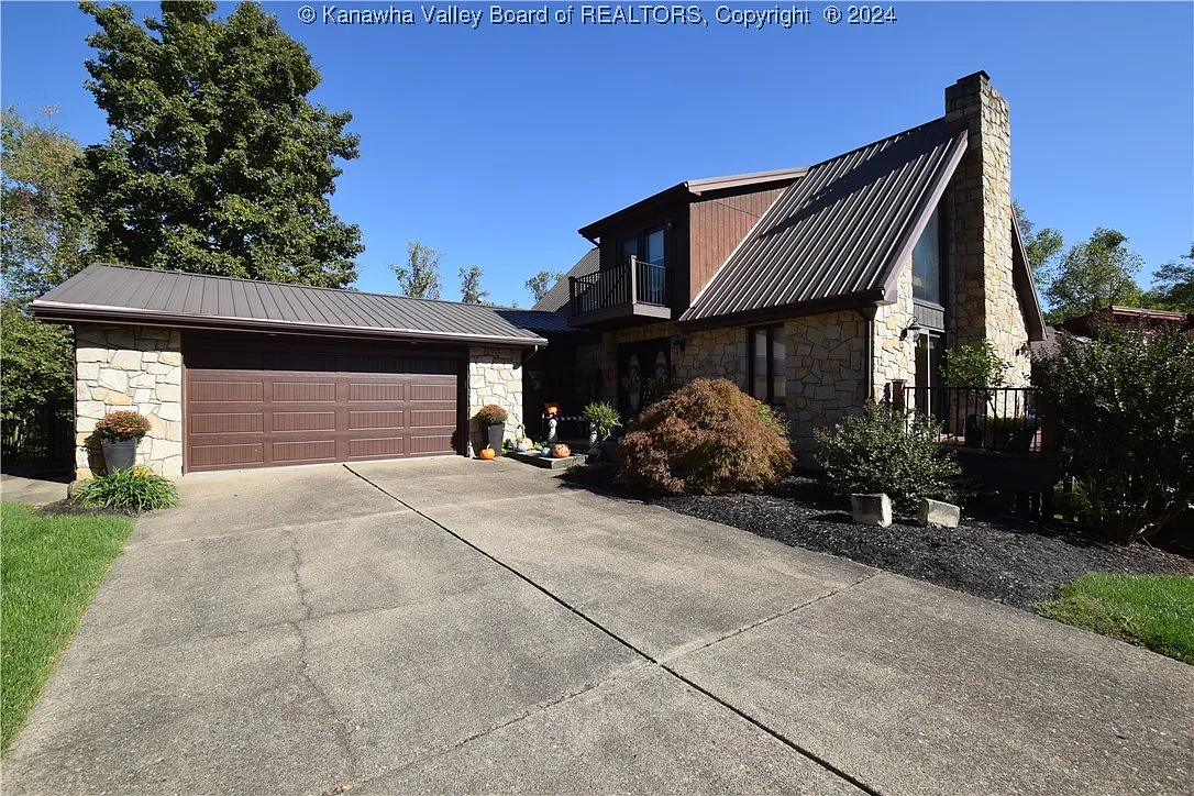 132 Woodbridge Dr photo 1