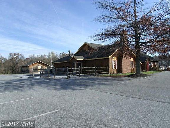 3rd image of 5525 Taneytown Pike