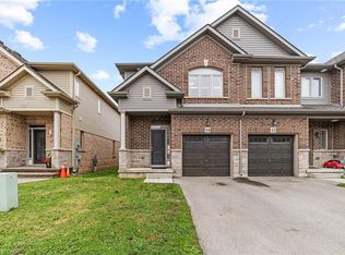 14 Serenity Ln, Hamilton, ON L0R 1P0