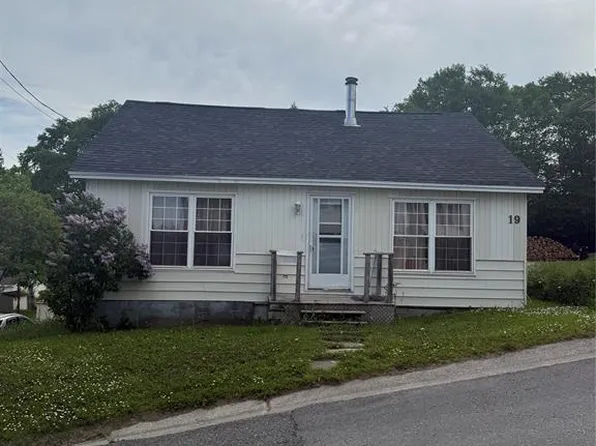 19 Dingwells Lane, Corner Brook, NL A2H2H8