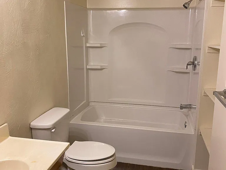 127 Seminary Ave #1 — Photo 12