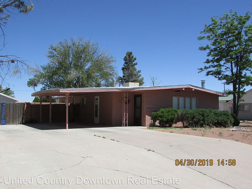 2nd image of 603 Yucca Dr