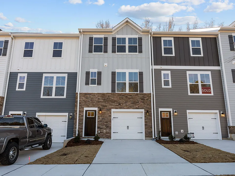 719 Parc Townes Dr